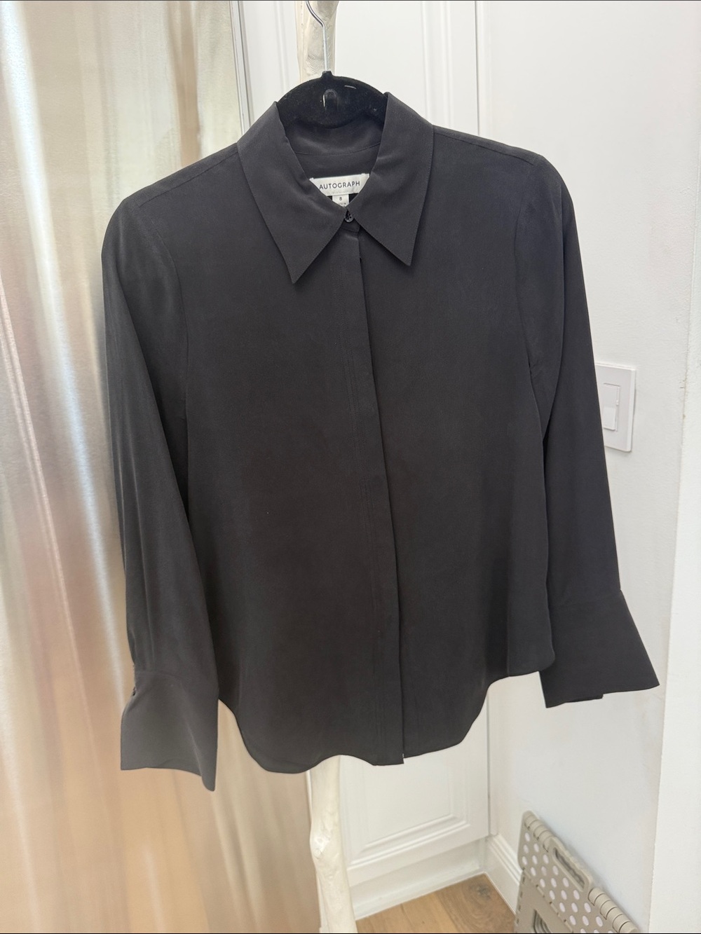 💯 % silk black blouse
